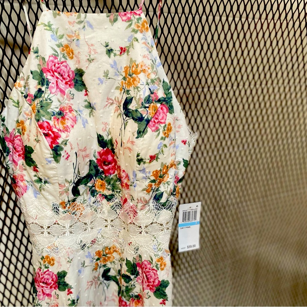 NEW with tags Adorable Garden Party Dress City Studio Day Pink Size 5